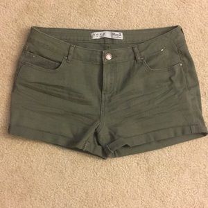 SOLD Forest green shorts